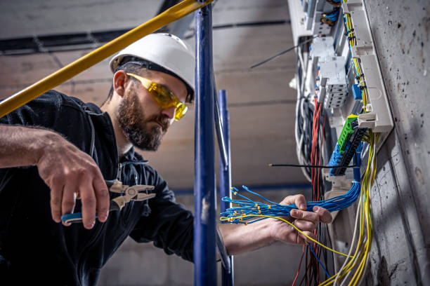 Best 24-Hour Electrician  in North Middletown, NJ